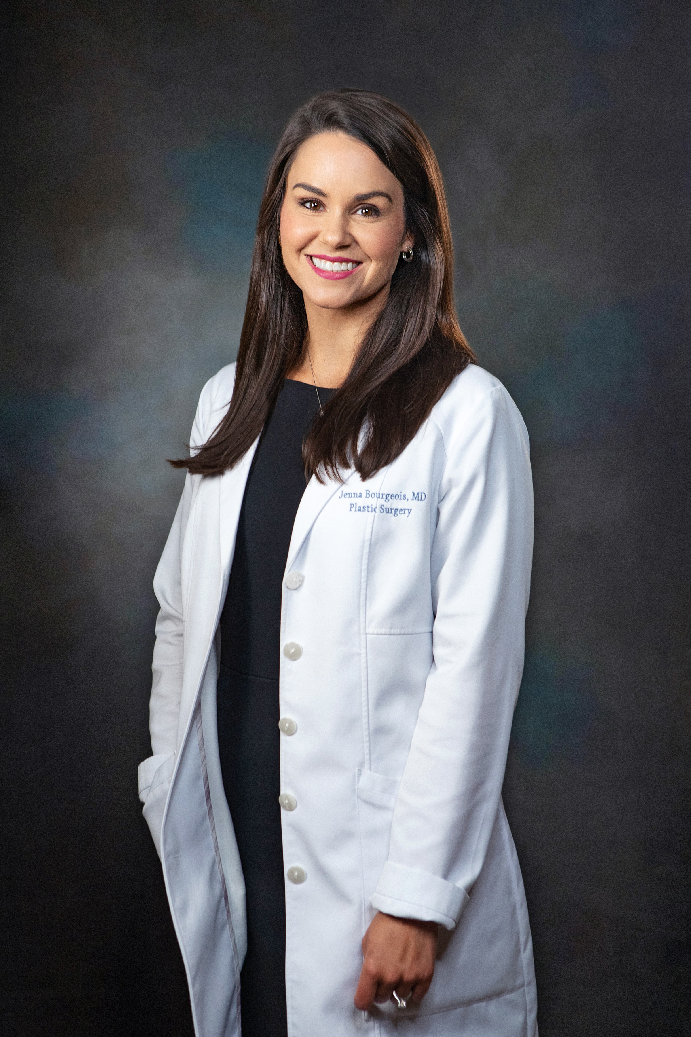 Dr. Jenna Bourgeois, Plastic Surgeon in Baton Rouge, LA